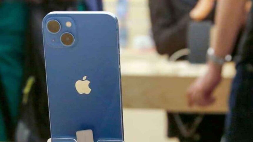 Apple made history, this big news came about iPhone 17, MacBook Pro and Apple Watch