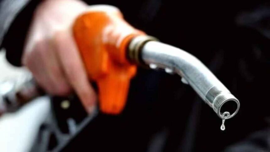 Big news! There was a huge fall in the prices of petrol and diesel on Wednesday