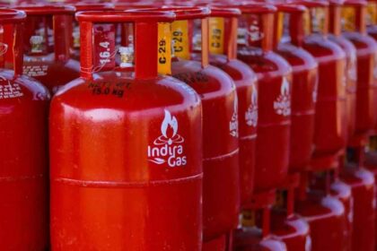 LPG cylinder will be available ₹ 300 cheaper for the next 9 months, a gift from the new government too