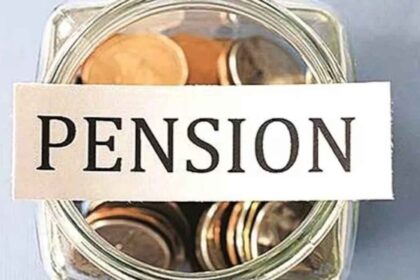 Supreme Court's big decision on old pension scheme, know the full news