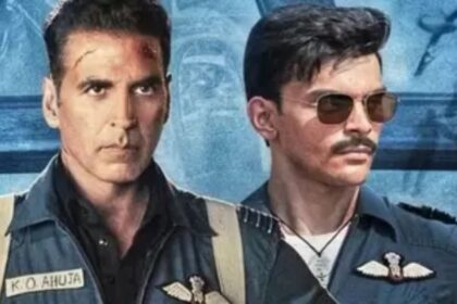 What is the allegation of block-booking on Akshay Kumar's Sky Force